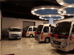 北京会议租车接送12座考斯特带司机价格